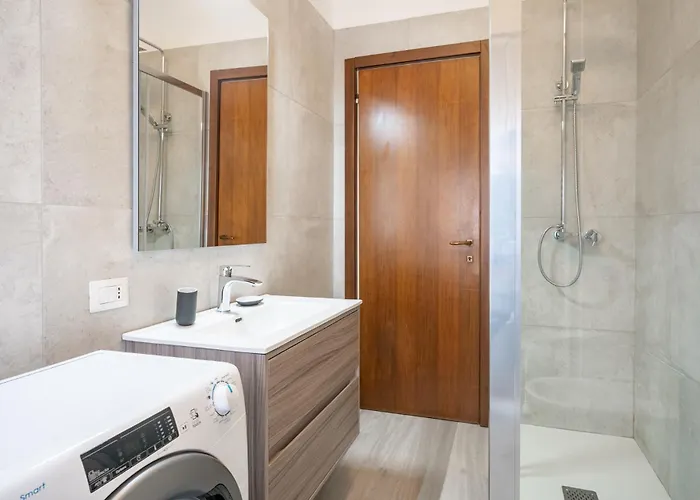 דירה Isola - Near Viscontea Island