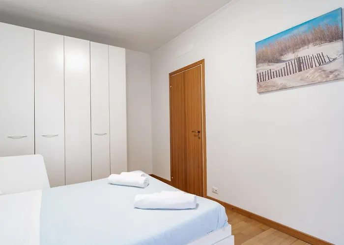 Isola - Near Viscontea Island *