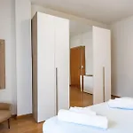 Isola - Near Viscontea Island Apartment Lecco