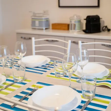 Apartamento Isola - Near Viscontea Island Lecco